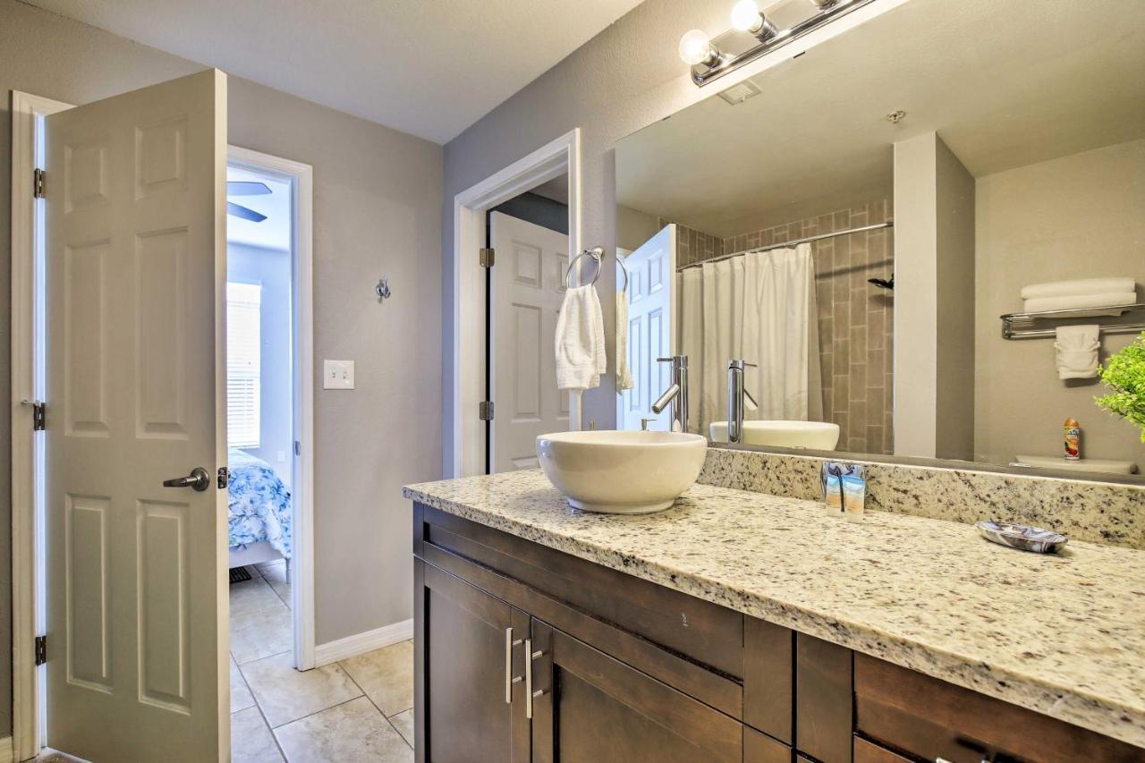 Modern Condo With Pool 4 Mi To Clearwater Beach! Exterior foto